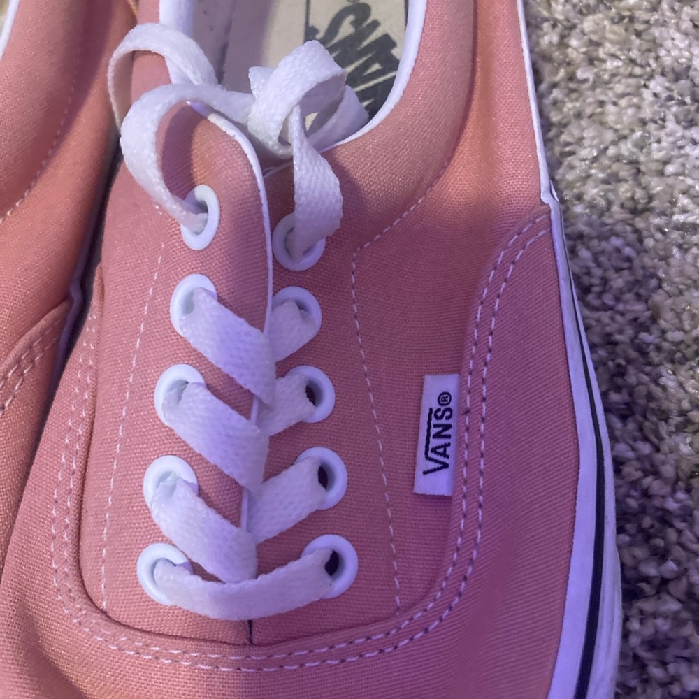Vans - Picture 2 of 5